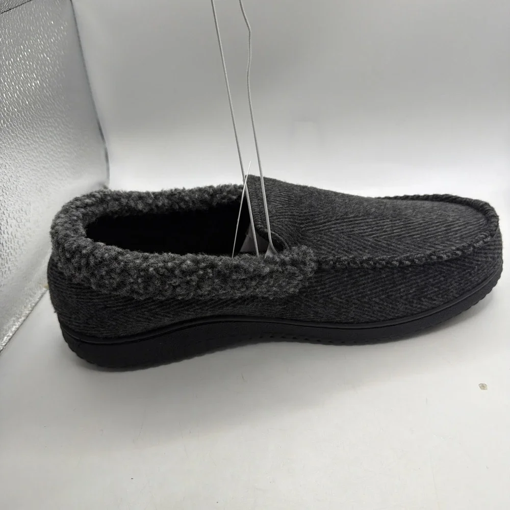 DearFoams Men's Black Slippers Memory Foam Size 7-8 Small Indoor Outdoor New